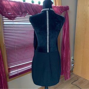 TOBI FORMAL HOMECOMING EVENING SLEEK BLACK BACKLESS DRESS